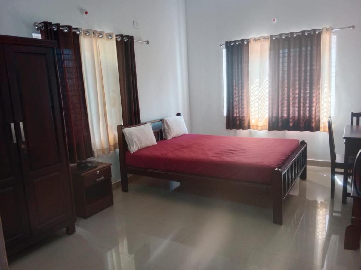 Hotel Blue Rays Bainduru Exterior photo